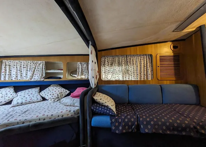 Magno Ii Boat Hotel en barco Sant Adrià de Besòs