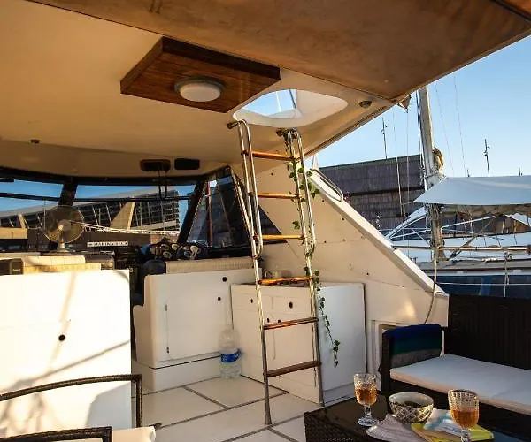 Hotel en barco Magno Ii Boat *