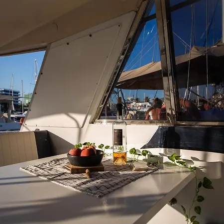 Magno Ii Boat סנט אדריה דה בסוס